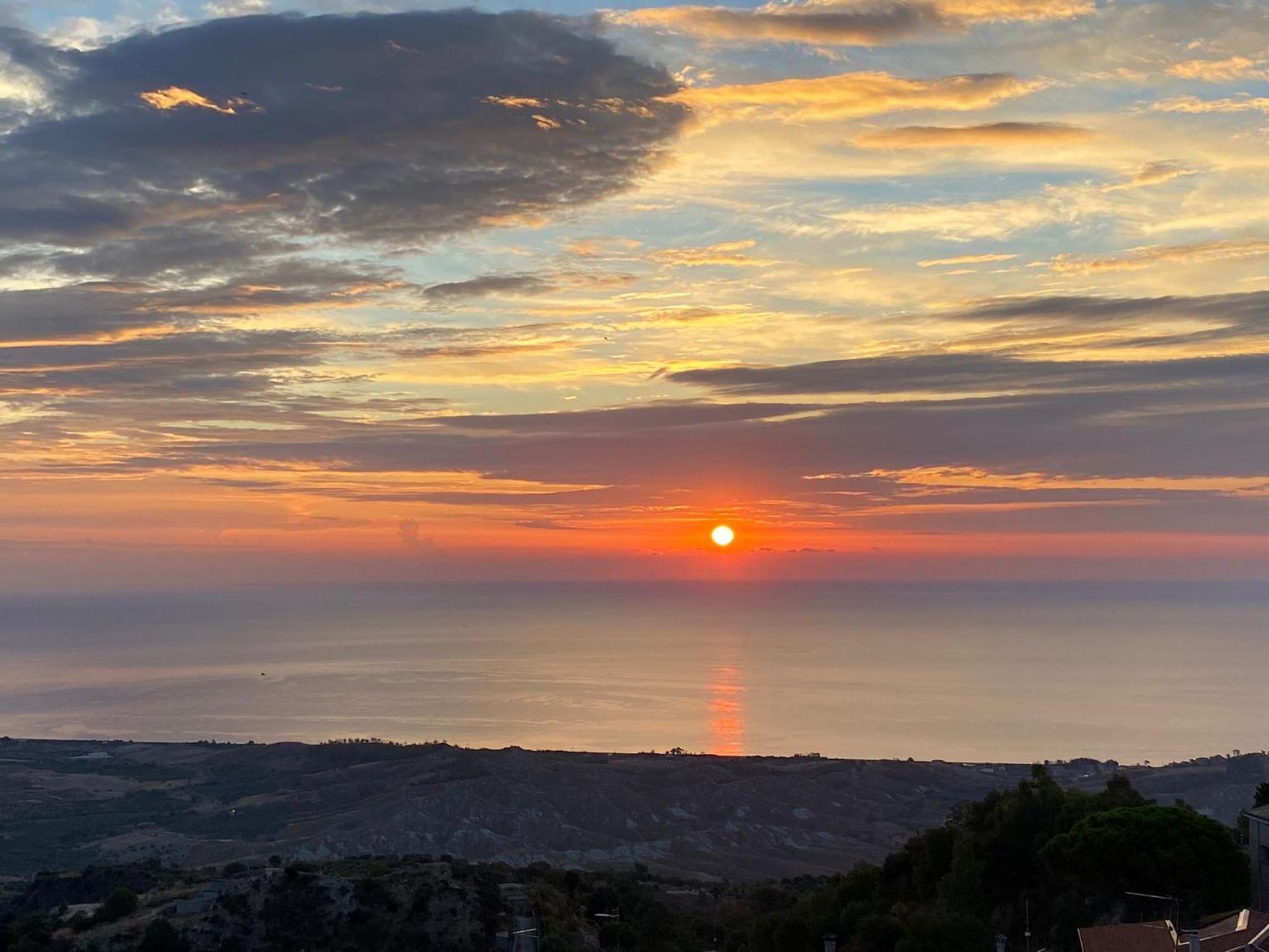 Perla Del Borgo Bed And Breakfast Santa Caterina dello Ionio Exteriör bild