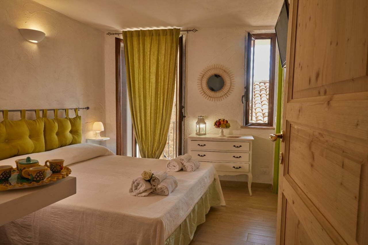 Perla Del Borgo Bed And Breakfast Santa Caterina dello Ionio Exteriör bild