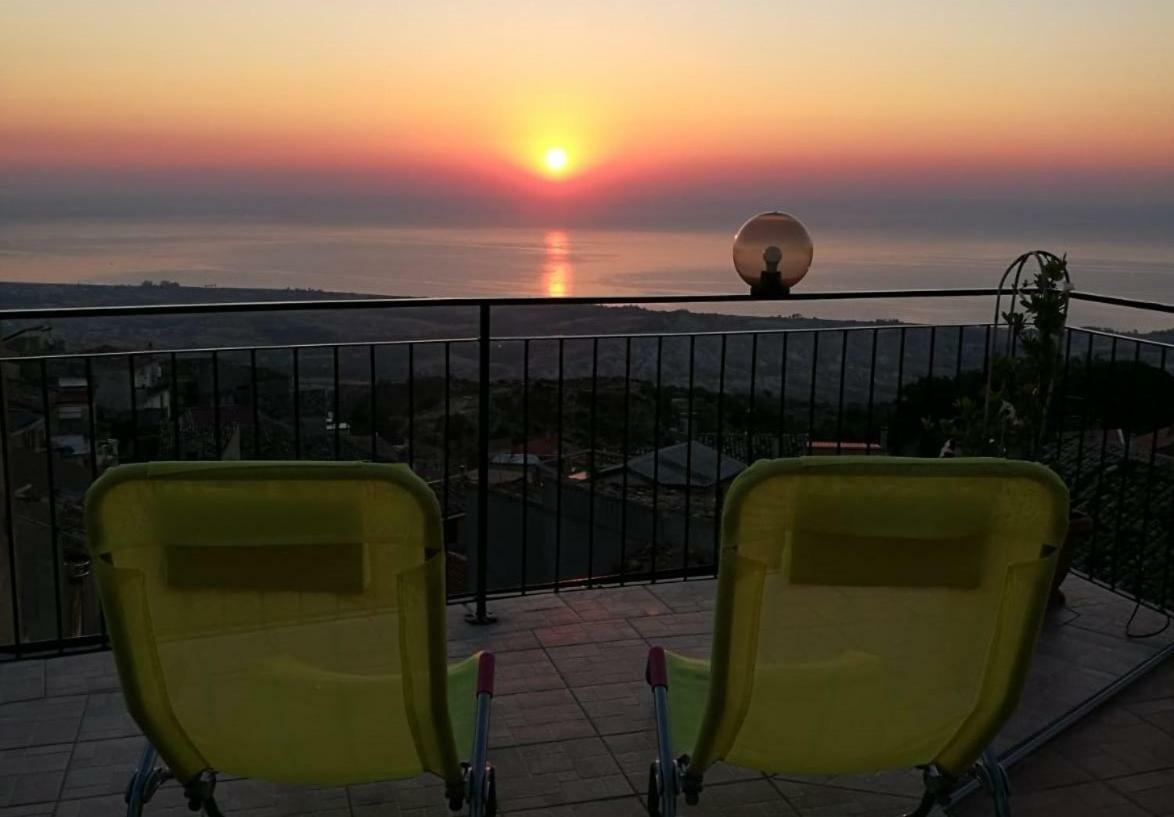 Perla Del Borgo Bed And Breakfast Santa Caterina dello Ionio Exteriör bild